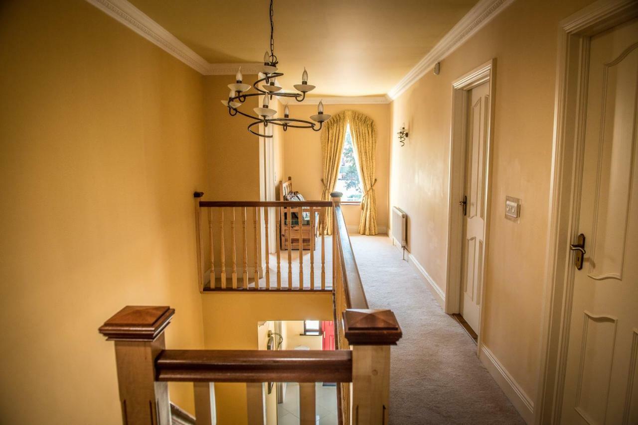 Kayden House Hotel Killarney Exterior photo